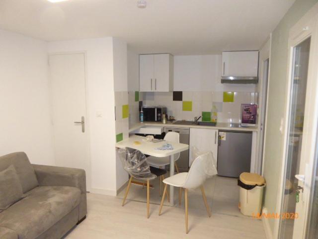 Studio Hotel Saint-Raphaël Eksteriør billede